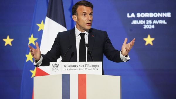Emmanuel Macron plaide pour une alliance des musées européens