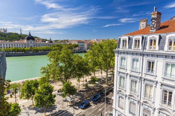 Vivre à Lyon, Saint-Etienne, dans la Drôme... Prix, conseils et tendances de l'immobilier dans la région