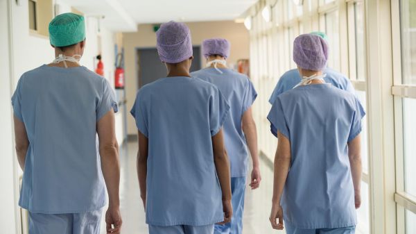 Santé : les infirmiers pourront désormais signer des certificats de décès