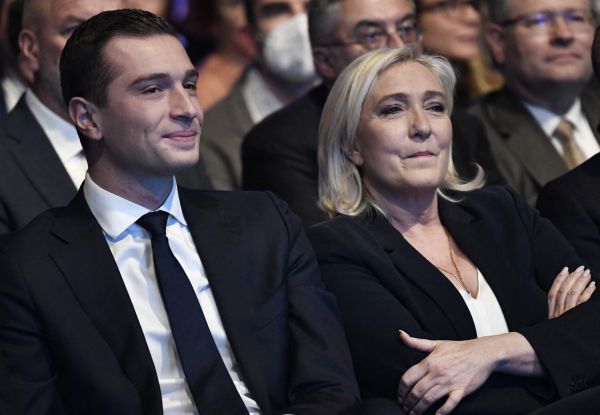 Elysée 2027 : Marine Le Pen remporterait l'élection présidentielle face à Edouard Philippe ou Gabriel Attal, selon un nouveau sondage