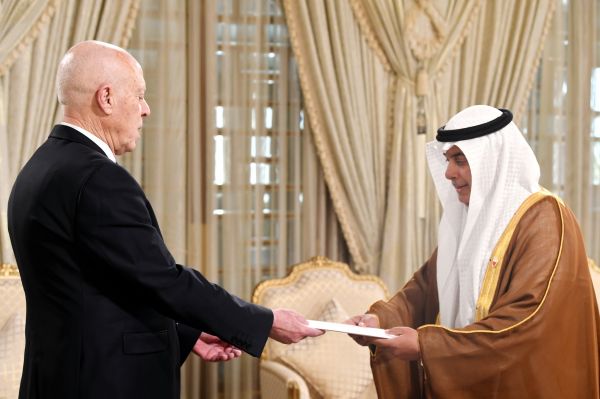 Le président de la République reçoit les lettres de créance du nouvel ambassadeur du Bahreïn