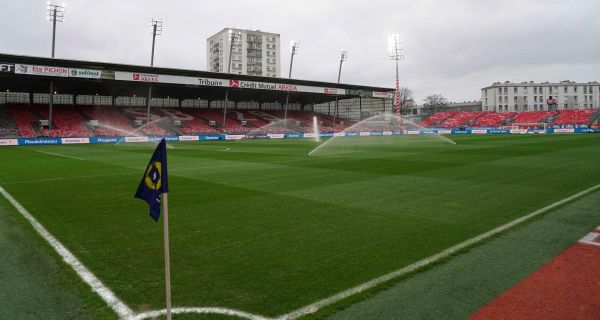 Brest : en cas d'Europe, le club "ne souhaite à aucun moment jouer ailleurs" qu'à Francis-Le Blé