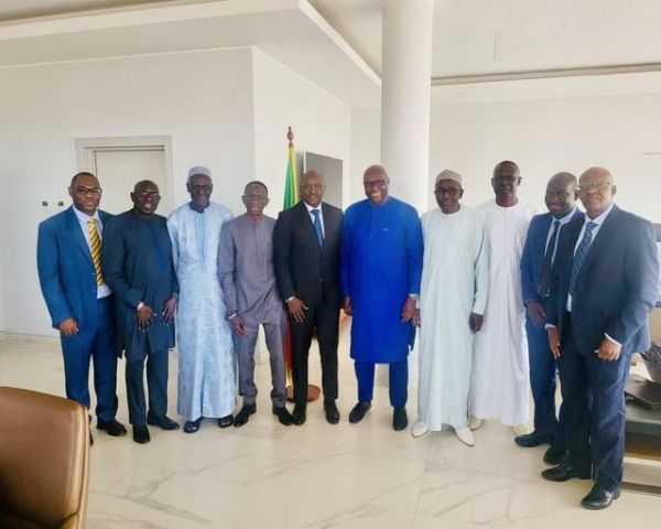 Eau et Assainissement : Le ministre Cheikh Tidiane Dièye reçoit les doyens du secteur ...