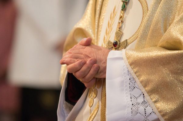 Un ancien prêtre du diocèse de Bordeaux mis en examen pour « viols aggravés »