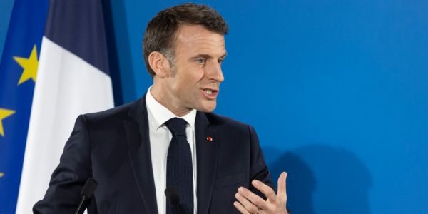 Européennes : l'Arcom va se pencher sur le temps de parole de Macron