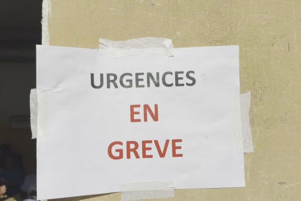 CHU de Guadeloupe : Le service des urgences toujours en grève dans l'attente d'un accord