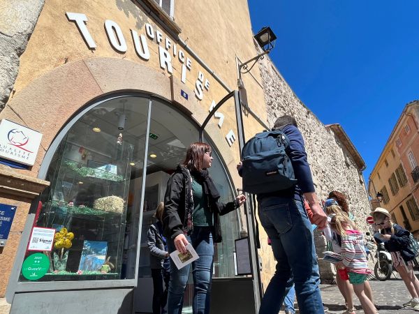 Les mois d'été sont moins prisés par les touristes dans le golfe de Saint-Tropez