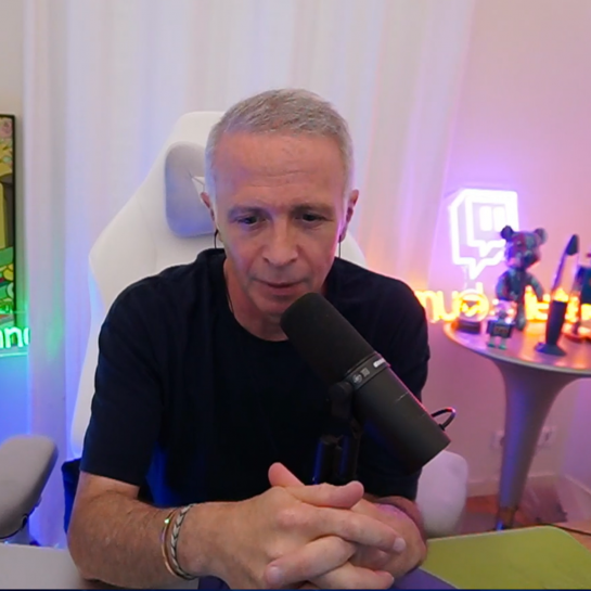 L'incompréhension de Samuel Étienne face à la fin de « Questions pour un champion » en semaine