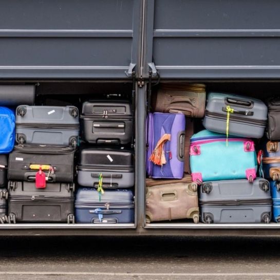 Voici la raison choquante pour laquelle vous ne devriez jamais attacher un ruban à votre valise