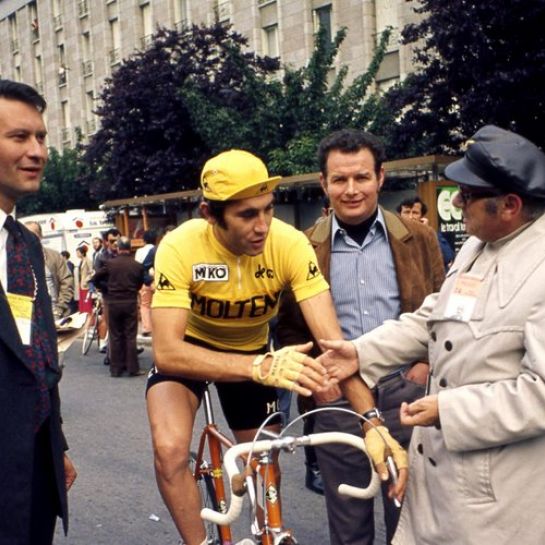 Tour de France, la question du jour : il gagne la Grande Boucle sans avoir jamais porté le maillot jaune, qui est-il ?
