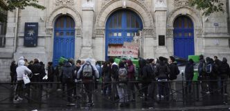 "Lycéens et lycéennes, ne vous trompez pas de combat", par Philippe Torreton