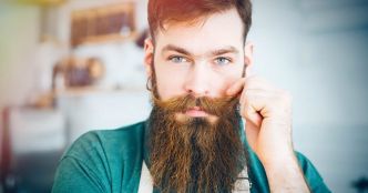 Comment faire pousser sa barbe naturellement ?