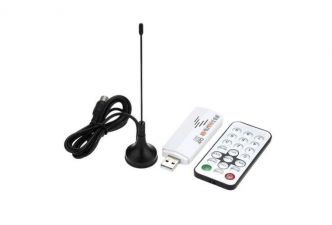 9,67€ la clé USB récepteur DVB-T + DAB + FM + TV Stick avec antenne et télécommande Andoer