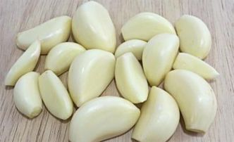 L’ail: le remède le plus efficace contre la pneumonie, la toux, le rhume et les otites