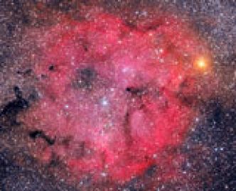 Mu Cephei expulse de la matière par bouffées