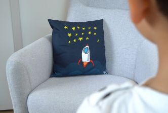 Kiddyarts : des coussins personnalisés aux couleurs des dessins d’enfants
