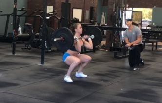 Regardez la performance de Flinchum McKenzie qui remporte officiellement le WOD des Opens 19.5 en 7min14 !