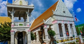 La cathédrale de l'Immaculée Conception d'Ubon Ratchathani – Safarine Tours