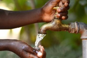 Accès à l'eau potable: le gouvernement ivoirien annonce un investissement de 291 milliards de Fcfa