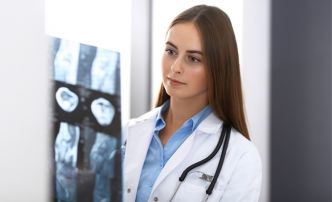 Kaissar Sassi - Le secteur de la santé en Tunisie : Un navire qui coule doucement, mais qui coule malgré les cris de détresse