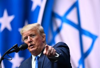 Trump promulgue la loi « Plus jamais ça » d’éducation à la Shoah
