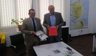 Signature d'une convention de partenariat entre Afrique Assistance et Hertz Tunisie
