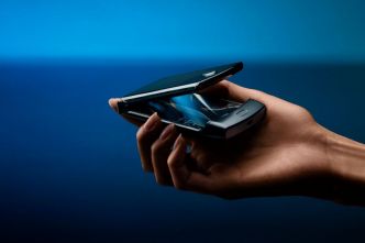 Le smartphone pliable Motorola Razr, la Huawei Watch GT 2 sport et le robot aspirateur EcoVacs en promotion
