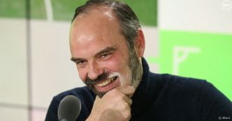Gilets jaunes  : "Un rêve érotique des chaînes d'infos" selon Edouard Philippe