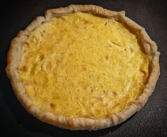 Quiche aux 3 fromages. Recette avec compté, emmental et gruyère.