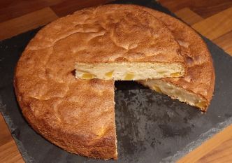 Recette d'un gâteau moelleux à la mangue fraîche. Facile et rapide à faire