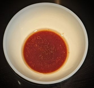 Sauce pimentée asiatique de gochujang (Corée) ou sriracha (Thaïlande)