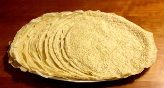 Recette pâte à crêpes au Thermomix avec rhum, vanille et amande amère