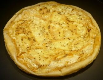 Recette de tarte au munster au cumin aux oignons caramélisés. Excellent !