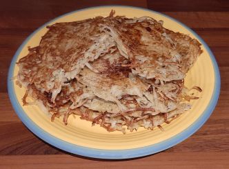 Recette de galettes de pommes de terre croustillantes. Pas chère et facile