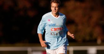 Les images de Macron footballeur pour le Variétés club de France