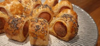 SAUCISSES FEUILLETÉES À LA TOMATE ► Une recette excellente !