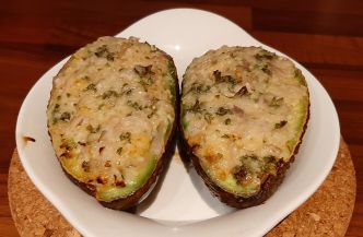 Recette des avocats gratinés au parmesan ► Une recette excellente !
