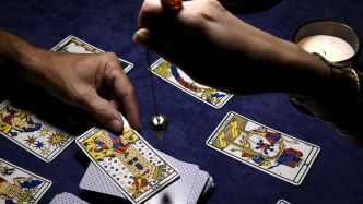Hérault : voyance, astrologie, cartomancie... avec la crise, les pratiques ésotériques font recette