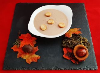 Velouté de panais et châtaignes. Une recette réconfortante et savoureuse !