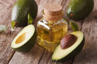 Huile d'avocat : ses bienfaits pour la peau et les cheveux