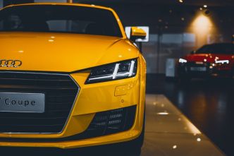 Acheter une nouvelle voiture : pourquoi passer par un mandataire auto ?