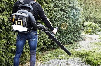 Comment utiliser son souffleur thermique ? - Souffleur Broyeur