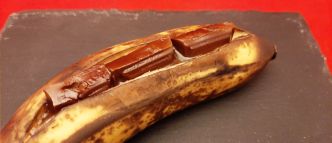 Banane au four chocolat fondu. Recette de dessert rapide pour les enfants