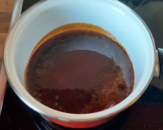 Caramel à sec maison. Voici la recette pour le réaliser facilement !