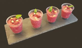 Mousse de betterave rouge au chèvre. Recette de verrine au fromage frais