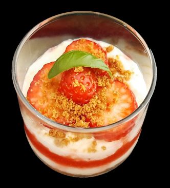 Verrine fraise spéculoos. Recette d'un dessert facile qui impressionne !