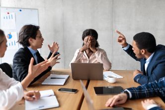003 - Comment sortir de la victimisation - H&C PODCASTS - Les meilleurs podcasts sur le management et le leadership