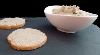 Crème d'artichauts poivrades. Une recette à tartiner pour un apéro original