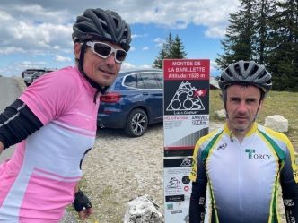 Champs-sur-Marne : Tony, aveugle, et son ami veulent parcourir 1 000 km en 5 jours