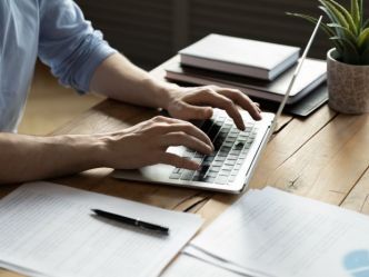 Incendies : des mesures d'aide pour les employeurs et indépendants impactés
